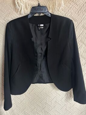 H&M Black Cropped Open-Front Blazer Jacket